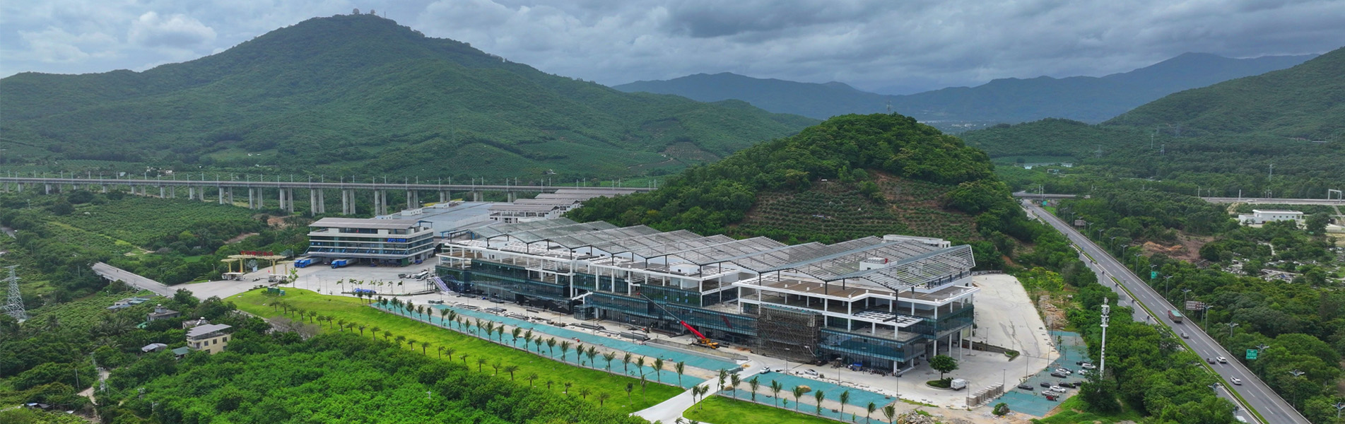&#20247;&#24425;&#23448;&#32593;&#45;&#40;&#20013;&#22269;&#41;&#32929;&#20221;&#26377;&#38480;&#20844;&#21496;